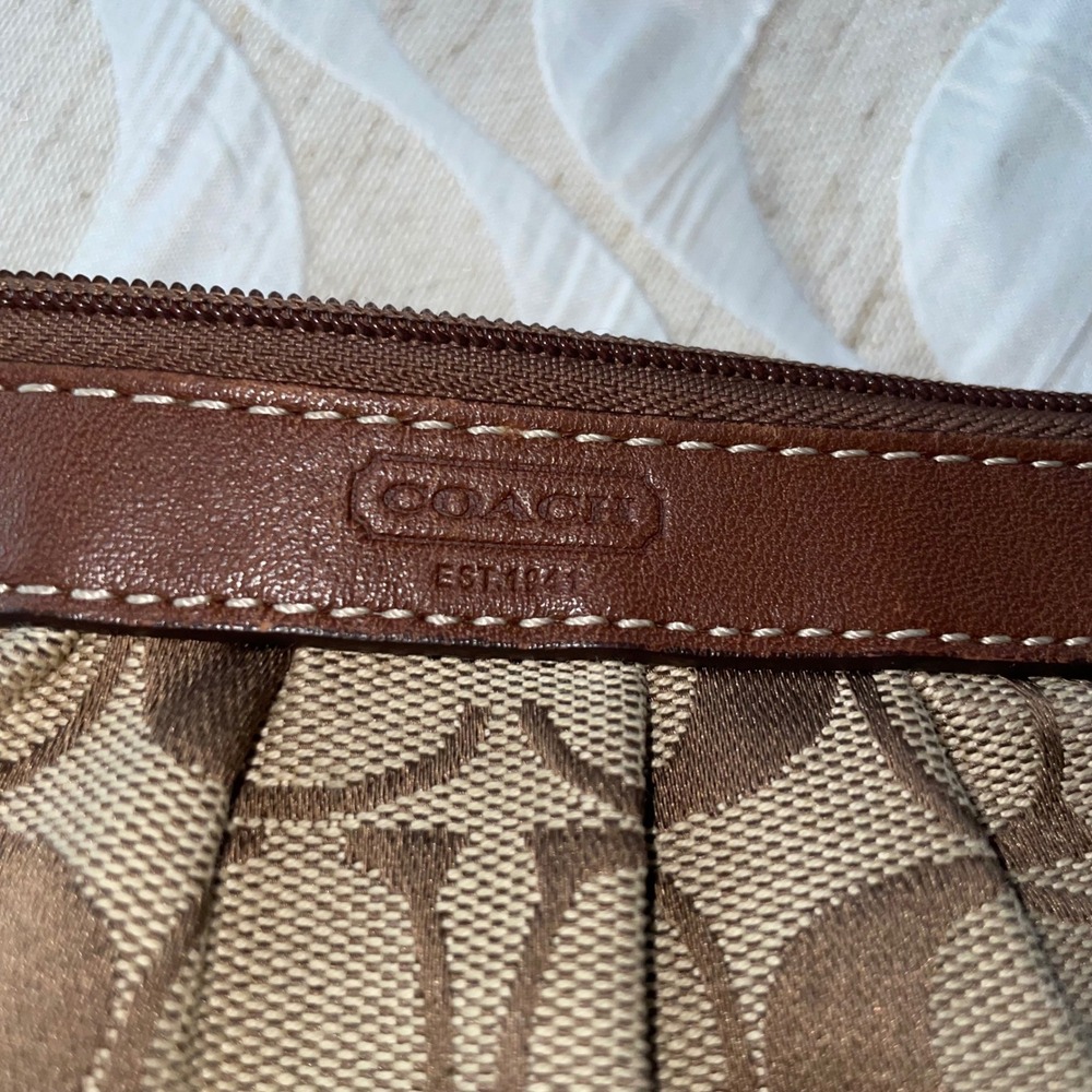 Coach Signature C Jacquard Wristlet Pouch Brown Khaki Leather Trim Y2K Zip - Picture 2 of 9